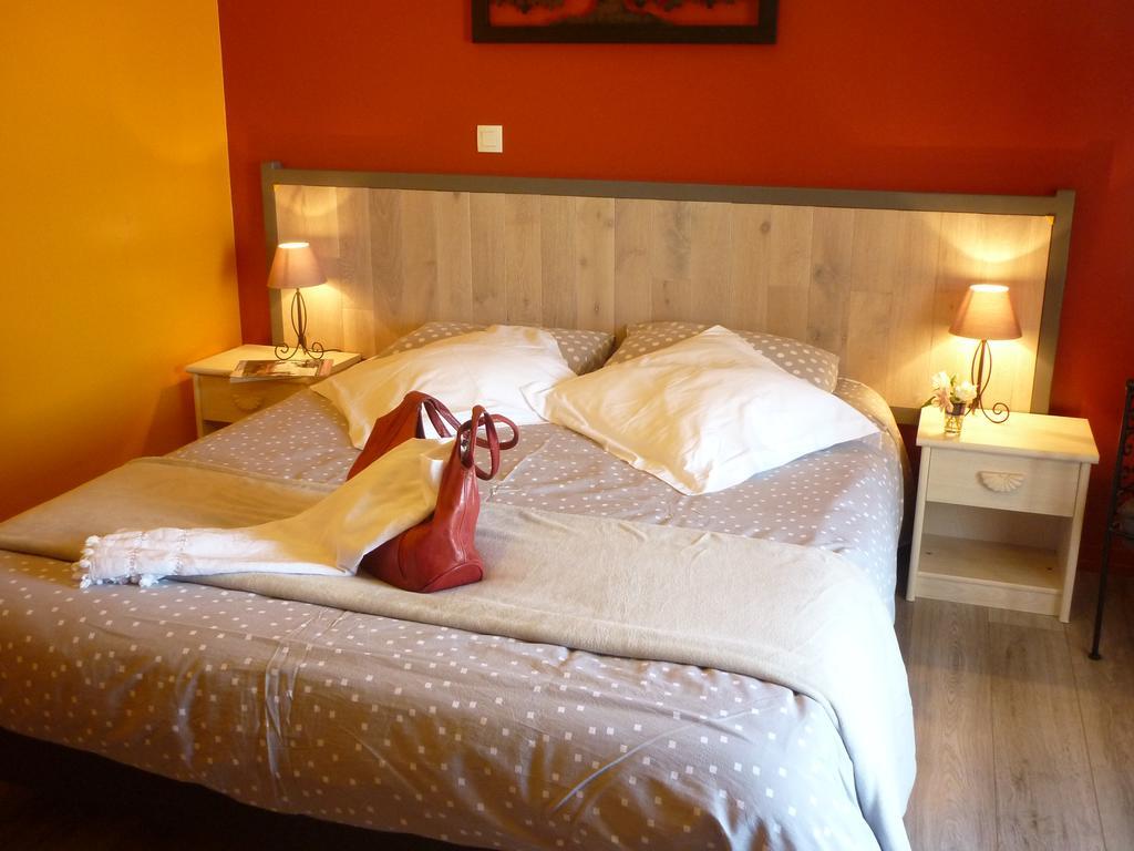 Chambres D'Hotes L'En Haut Des Vignes Mérignac Quarto foto