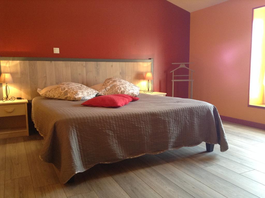 Chambres D'Hotes L'En Haut Des Vignes Mérignac Quarto foto